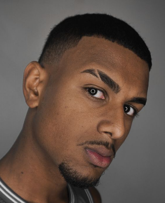 Corte Degradé com Barba e Sobrancelha
